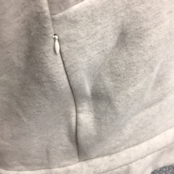 Fabletics hooded sweatshirt - Picture 4 of 5